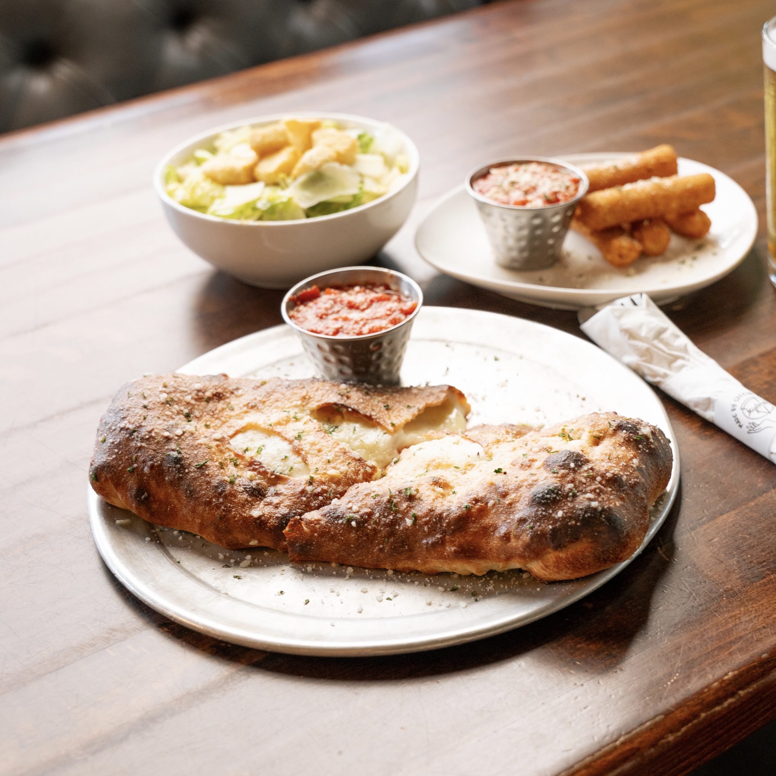 Offering classic cheese pizza in Mount Pleasant